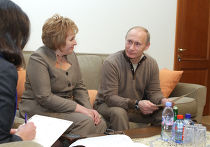 Премьер-министр РФ Владимир Путин принял участие во Всероссийской переписи Владимир Путин принял участие во Всероссийской переписи