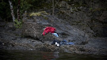 Второй приз в номинации «Spot News» шведского фотографа Никласа Хаммершторма Второй приз в номинации " Spot News" шведского фотографа Никласа Хаммершторма