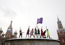 Выступление феминистской панк-группы "PUSSY RIOT" на Красной площади Выступление феминистской панк-группы "PUSSY RIOT" на Красной площади