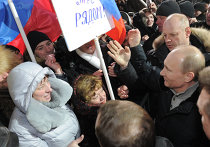 Д.Медведев и В.Путин участвуют в митинге на Манежной площади Д.Медведев и В.Путин участвуют в митинге на Манежной площади