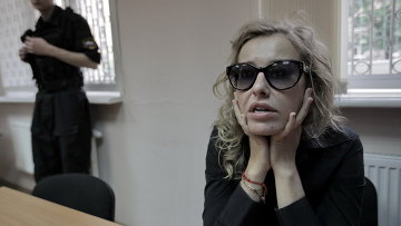 Рассмотрение административного дела в отношении Ксении Собчак