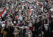 Митинг в поддержку свергнутого президента Моххамеда Мурси у мечети Рабия аль-Адавия Митинг в поддержку свергнутого президента Моххамеда Мурси у мечети Рабия аль-Адавия