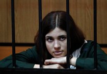 Участница панк-группы Pussy Riot Надежда Толоконникова в Зубово-Полянском районном суде Мордовии Участница панк-группы Pussy Riot Надежда Толоконникова в Зубово-Полянском районном суде Мордовии