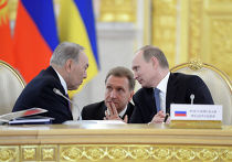 24 декабря 2013. Президент России Владимир Путин, первый заместитель председателя правительства РФ Игорь Шувалов и президент Казахстана Нурсултан Назарбаев 24 декабря 2013. Президент России Владимир Путин, первый заместитель председателя правительства РФ Игорь Шувалов и президент Казахстана Нурсултан Назарбаев