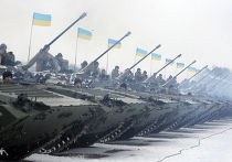 Украинские солдаты во время встречи с Петром Порошенко на военной базе рядом с Житомиром Украинские солдаты во время встречи с Петром Порошенко на военной базе рядом с Житомиром