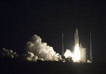 Запуск ракеты «Ариан-5», которая вывела на орбиту турецкий спутник Turksat 3A и британский спутник Skynet 5C Запуск ракеты «Ариан-5», которая вывела на орбиту турецкий спутник Turksat 3A и британский спутник Skynet 5C