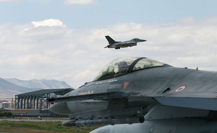   F-16    « »    , 2009 