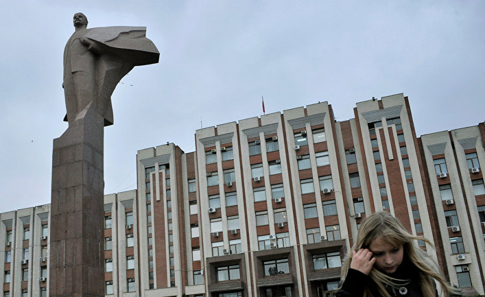 Здание Верховного Совета в Тирасполе, Приднестровье
