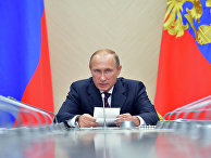 Президент России Владимир Путин во время совещания в резиденции Ново-Огарево по вопросу развития рынка микроэлектроники Президент России Владимир Путин во время совещания в резиденции Ново-Огарево по вопросу развития рынка микроэлектроники