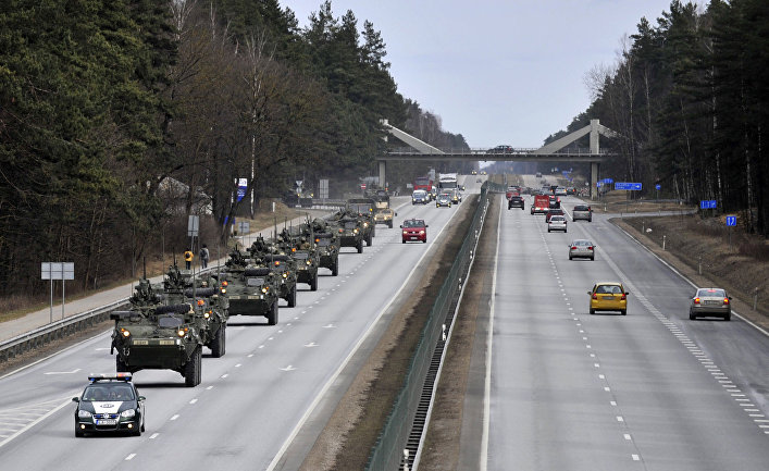 Конвой американских военных в Риге, учения Dragoon Ride