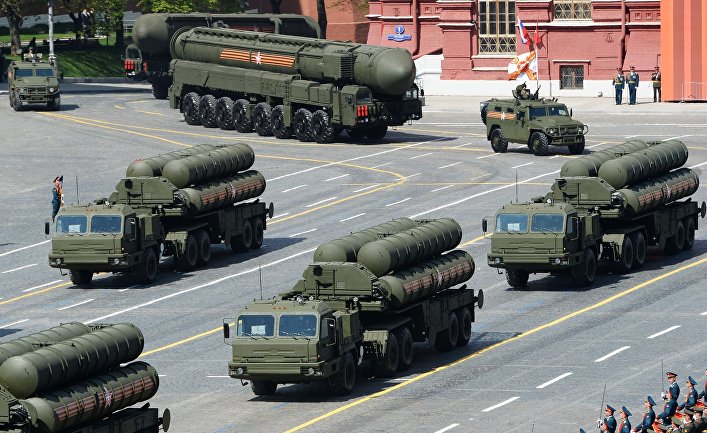 Зенитные ракетные комплексы С-400 "Триумф" во время Парада Победы