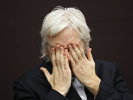 Основатель WikiLeaks Джулиан Ассанж Основатель WikiLeaks Джулиан Ассанж
