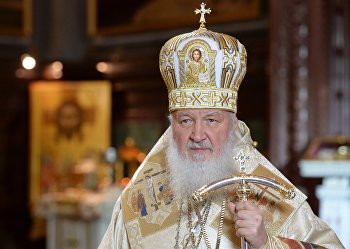 Патриарх Московский и всея Руси Кирилл во время Рождественского богослужения в храме Христа Спасителя в Москве