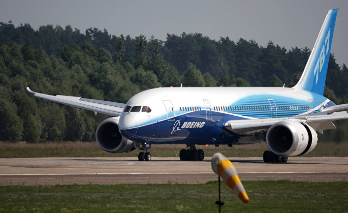 Самолет Boeing-787 «Дримлайнер»