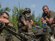Украинские военные на окраине Марьинки в Донецкой области Украинские военные на окраине Марьинки в Донецкой области