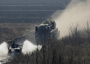 Пусковая установка «Тополь» с транспортно-пусковым контейнером Пусковая установка «Тополь» с транспортно-пусковым контейнером