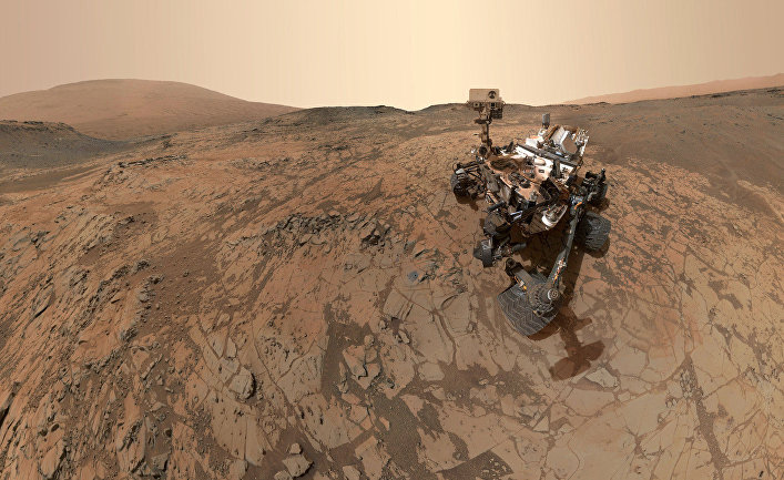 Марсход Curiosity в кратере Мохаве