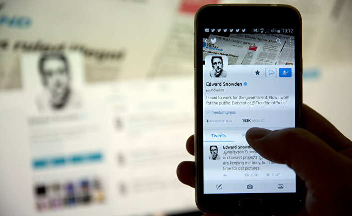 Twitter аккаунт бывшего сотрудника ЦРУ и Агентства национальной безопасности США Эдварда Сноудена