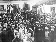 На митинге, посвященном 6-ой годовщине Великой Октябрьской Социалистической революции