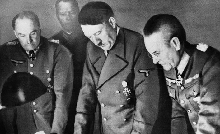 Адольф Гитлер, Вальтер фон Браухич и Франц Гальдер в Берлине