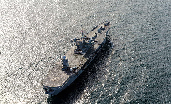 Командный крейсер USS Mount Whitney Командный крейсер USS Mount Whitney
