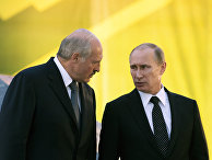 Александр Лукашенко и Владимир Путин на церемонии возложения венка к мемориалу Победы в Минске Александр Лукашенко и Владимир Путин на церемонии возложения венка к мемориалу Победы в Минске