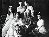 Царь Николай II и его семья Царь Николай II и его семья