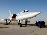 Дальний сверхзвуковой бомбардировщик-ракетоносец Ту-22 М3 на авиабазе Хамадан в Иране. Август 2016 Дальний сверхзвуковой бомбардировщик-ракетоносец Ту-22 М3 на авиабазе Хамадан в Иране. Август 2016