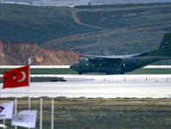 Транспортный самолет C-160 «Трансаль» на военной базе Инджирлик в Турции Транспортный самолет C-160 «Трансаль» на военной базе Инджирлик в Турции