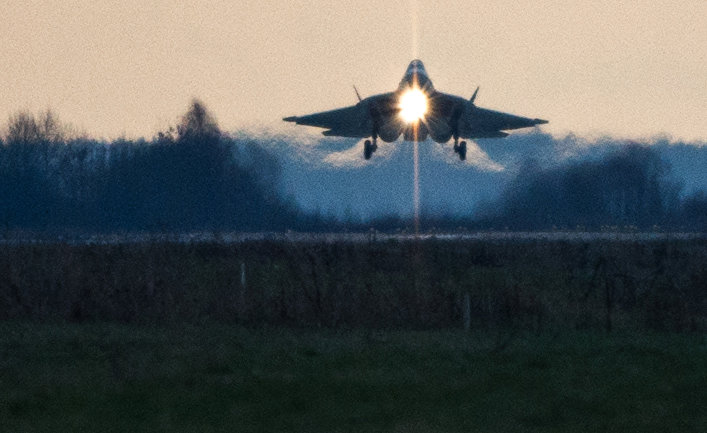 Истребитель Т-50 совершил перелет из Комсомольска-на-Амуре