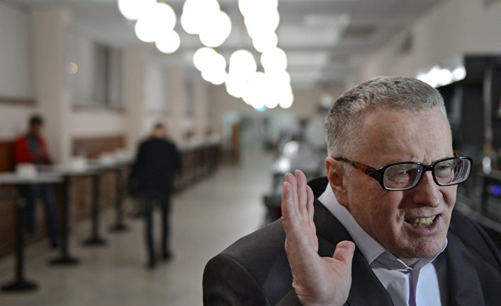 Лидер ЛДПР Владимир Жириновский на пионерских чтениях журнала "Русский пионер"