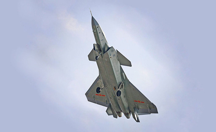 Китайский истребитель пятого поколения Чэнду J-20