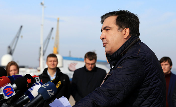 Губернатор Одесской области Украины Михаил Саакашвили выступает на пресс-брифинге в Одессе
