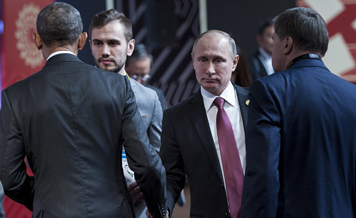 Президент США Барак Обама и президент РФ Владимир Путин на саммите АТЭС