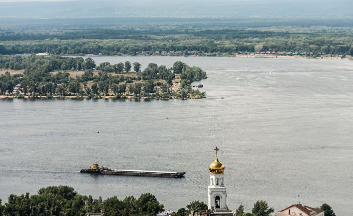 Вниз по волге