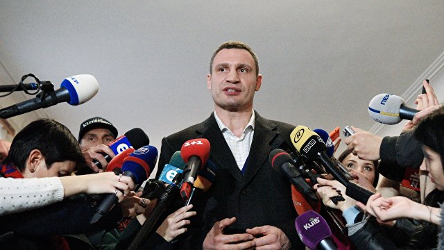 Страна (Украина): мэр Кличко достраивает второе шале на берегу Киевского моря и охраняет свой дом как Пентагон. Видео