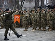 Солдаты армий США и Польши Солдаты армий США и Польши