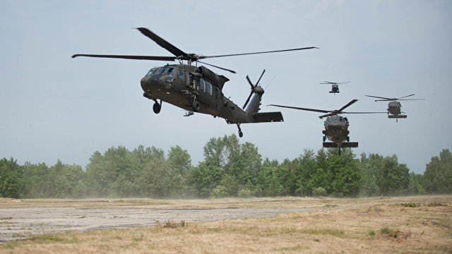 Скандал: американские военные вертолеты устраивают гонки над Токио (Майнити, Япония)
