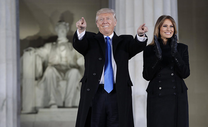 Президент США Дональд Трамп и его жена Мелания Трамп