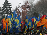 Открытие памятника лидеру Организации украинских националистов Степану Бандере в Тернополе Открытие памятника лидеру Организации украинских националистов Степану Бандере в Тернополе