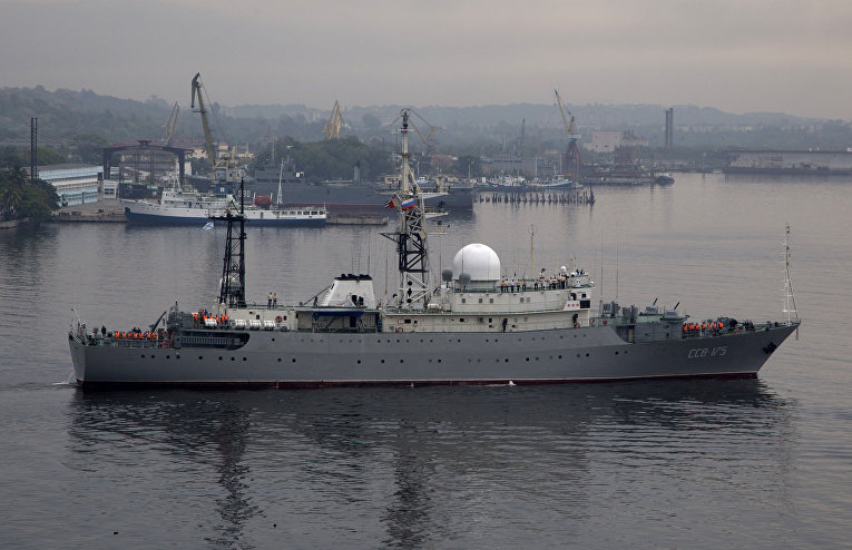 Разведывательный корабль ССВ-175 «Виктор Леонов»