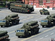 Зенитные ракетные комплексы С-400 "Триумф" во время военного парада в ознаменование 70-летия Победы в Великой Отечественной войне Зенитные ракетные комплексы С-400 "Триумф" во время военного парада в ознаменование 70-летия Победы в Великой Отечественной войне