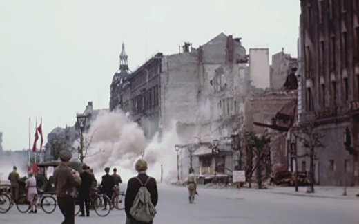 Берлин в цвете, 1945 Берлин в цвете, 1945