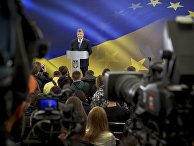 Президент Украины Петр Порошенко во время пресс-конференции. 14 мая 2017 года Президент Украины Петр Порошенко во время пресс-конференции. 14 мая 2017 года