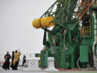 Освящение космического корабля "Союз ТМА-08М" на Байконуре