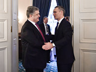 Президент Украины Петр Порошенко и генеральный секретарь НАТО Йенс Столтенберг Президент Украины Петр Порошенко и генеральный секретарь НАТО Йенс Столтенберг