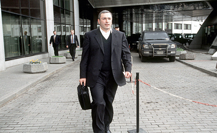 Председатель ООО «Юкос-Москва» Михаил Ходорковский, 2001 год