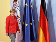 Канцлер Германии Ангела Меркель на церемонии официальной встречи глав делегаций государств-участников "Группы двадцати" G20. 7 июля 2017 Канцлер Германии Ангела Меркель на церемонии официальной встречи глав делегаций государств-участников "Группы двадцати" G20. 7 июля 2017