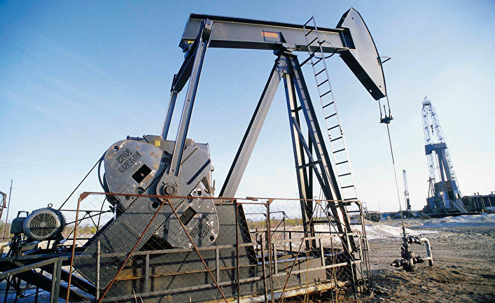 Сургутнефтегаз наряду с добычей нефти ведет дополнительную разработку ее пластов