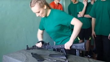 Иностранцы о России: АКМ вместо треугольных оладушков